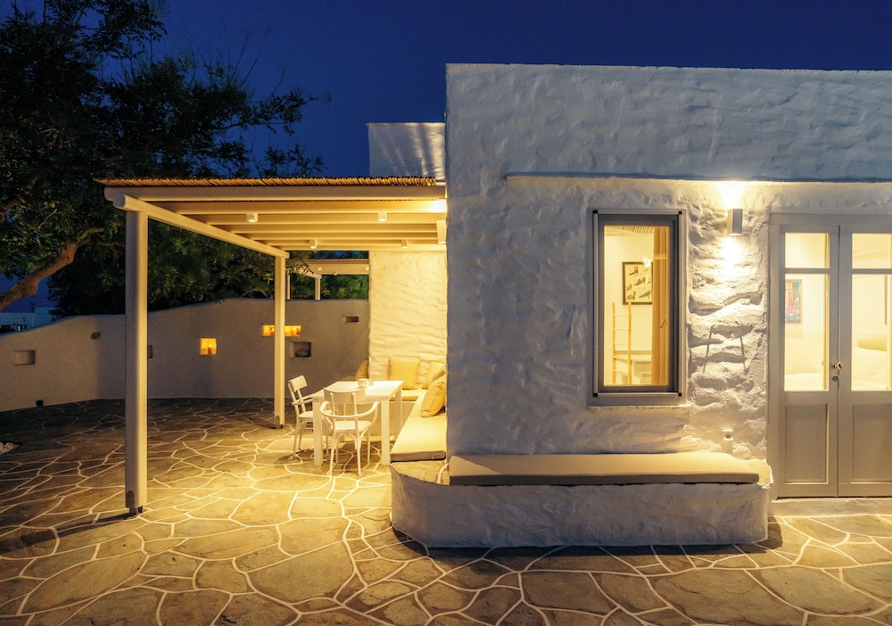 Rabagas Suites
