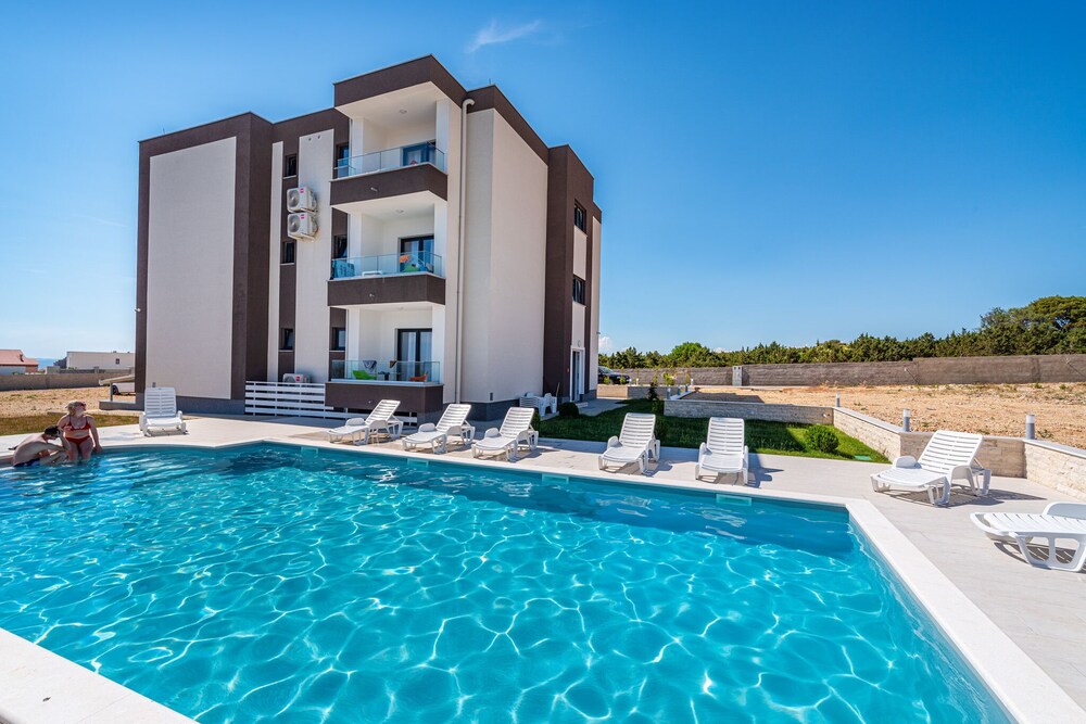 Deluxe Villa Laura 0a view 4