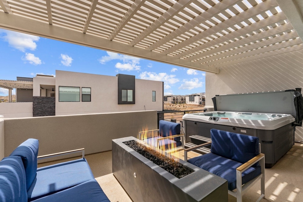 Starlight Sanctuary 4 Bedroom Townhouse