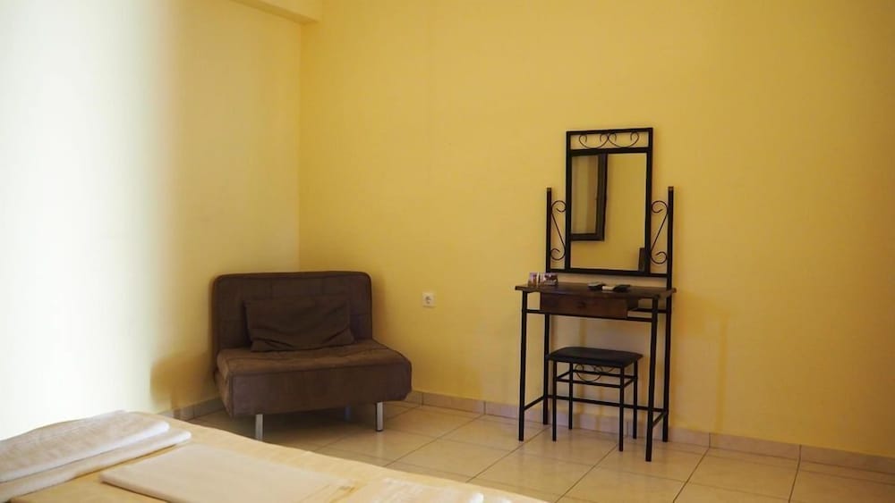 Armonia Apartments