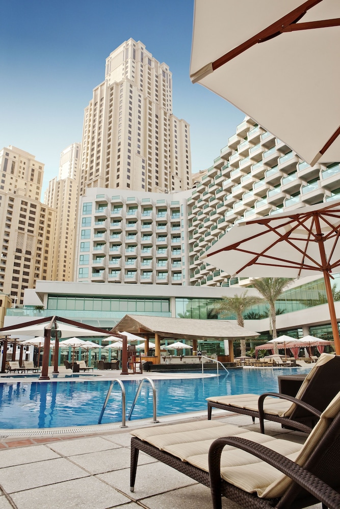 Hilton Dubai The Walk
