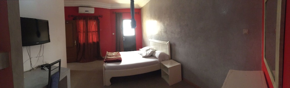 Photo 19