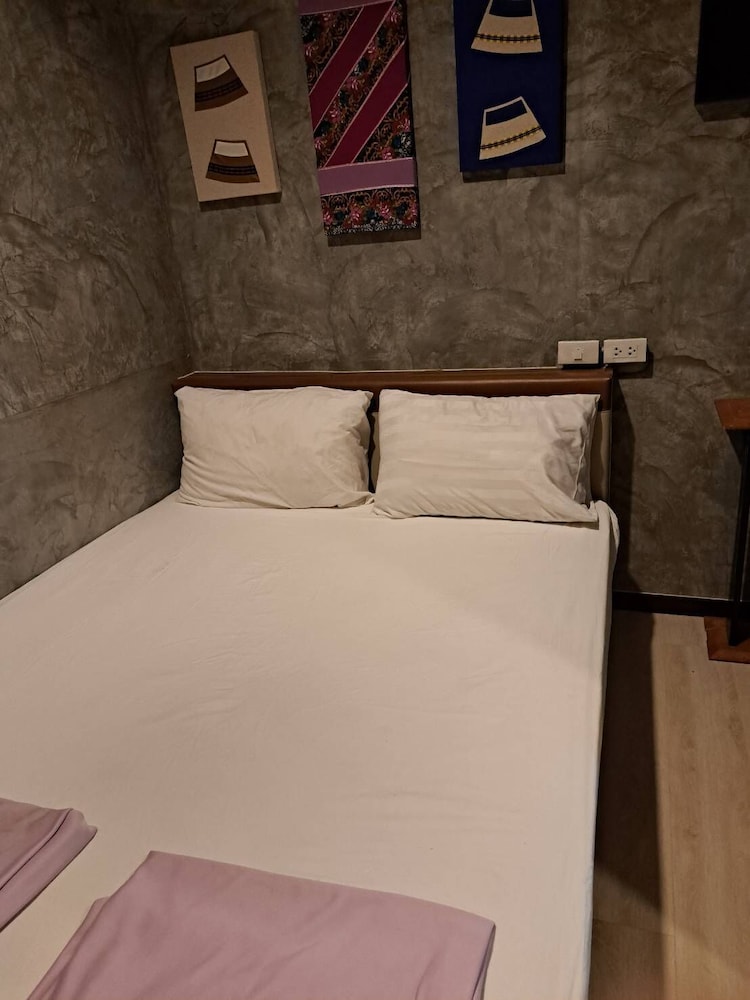 BKK TEAK