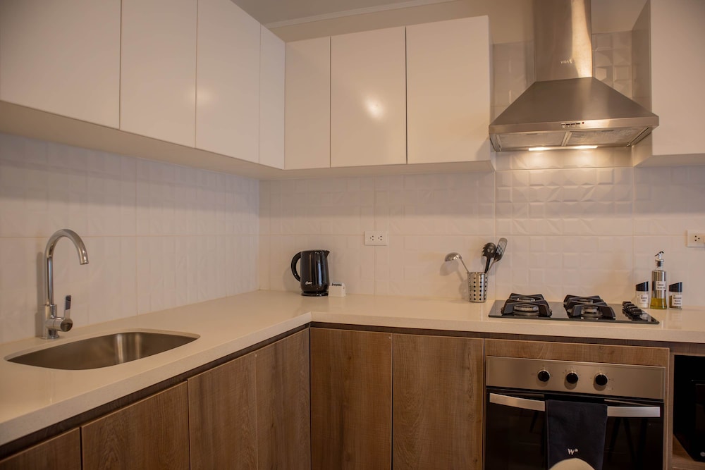 w Majestic 2BR w Balcony in Miraflores