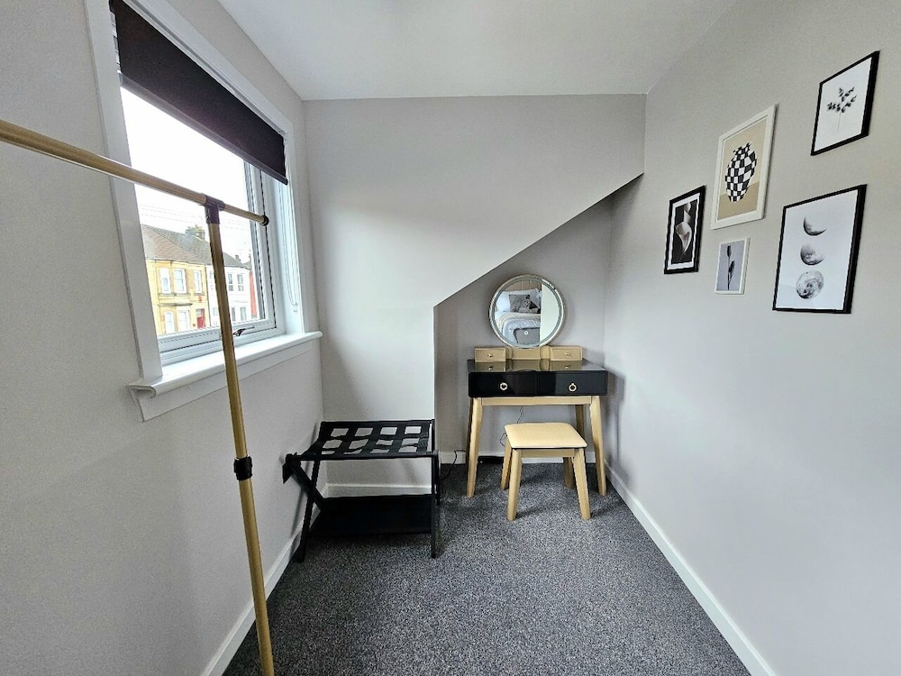 Warm & Cosy Home in Glasgow