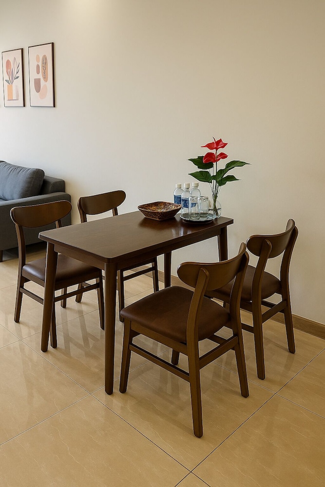 Monarchy Luxury Serviced Apartments