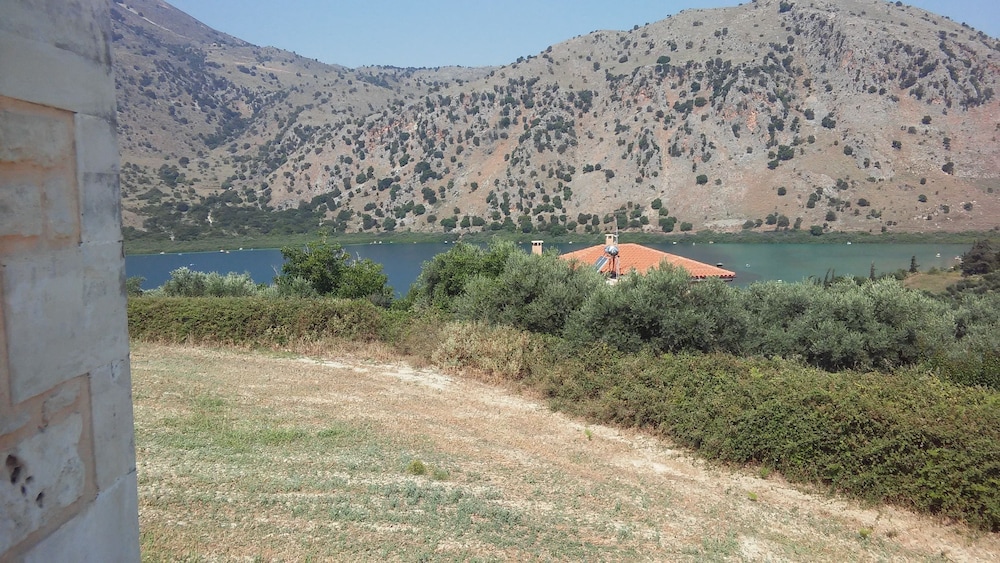 Lake Villas