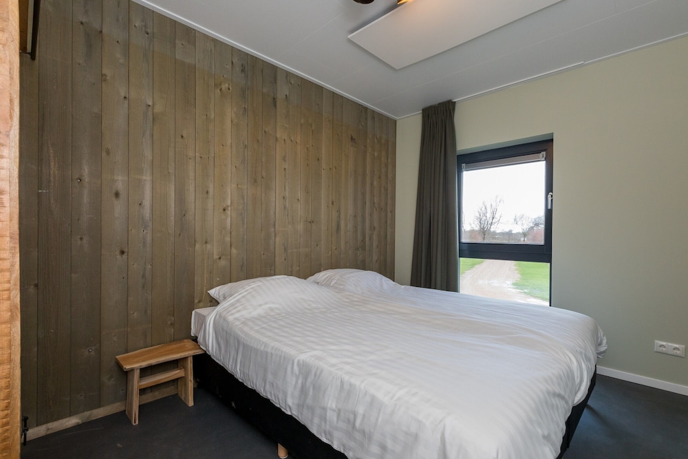 Holiday Home in Schorre Near Beach & Dunes