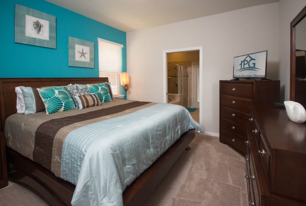 Windsor at Westside 9050 - Image 5