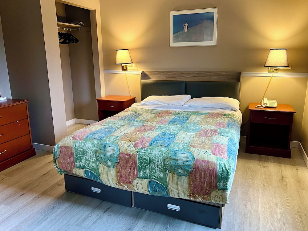 Valemount Hotel