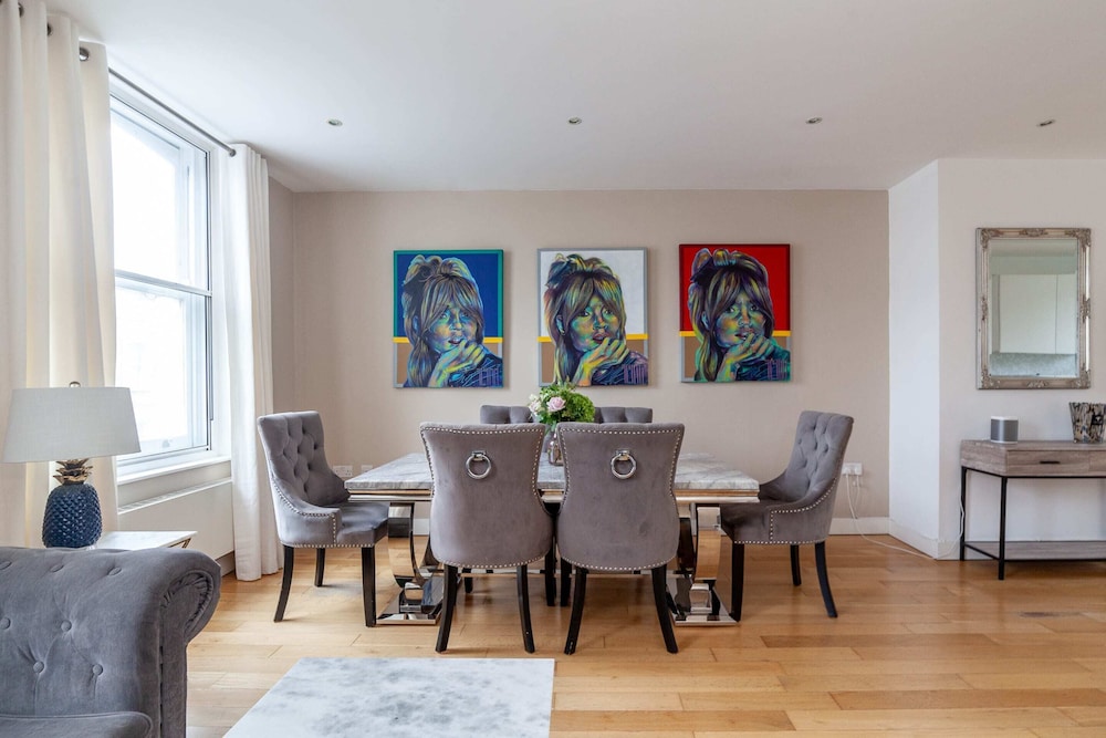 Luxury Chelsea Apartment