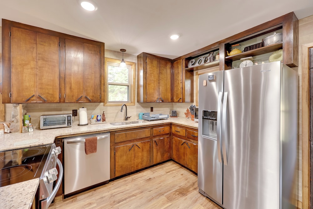 Near Blue Mountain Lake & ATV Trails: Cabin Escape