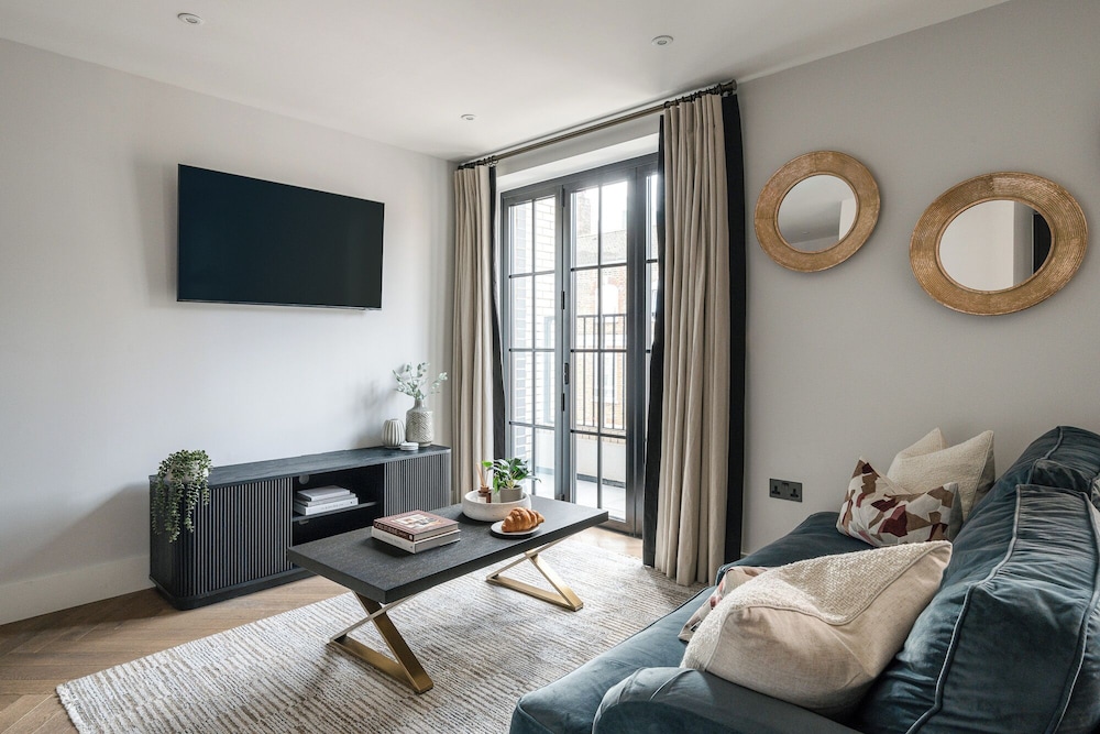 The Spitalfields Works by Urban Rest