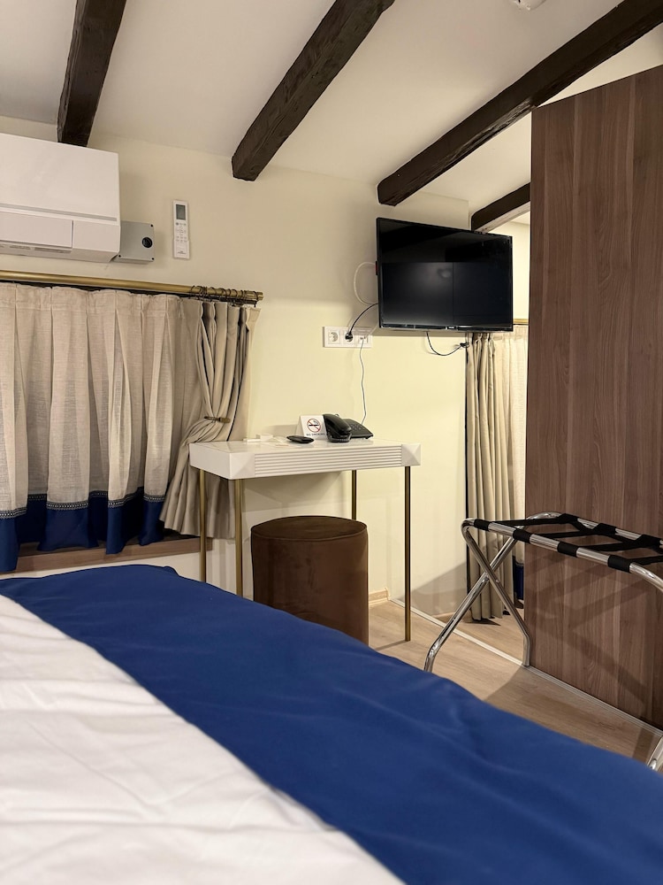 Oasis Inn Budapest