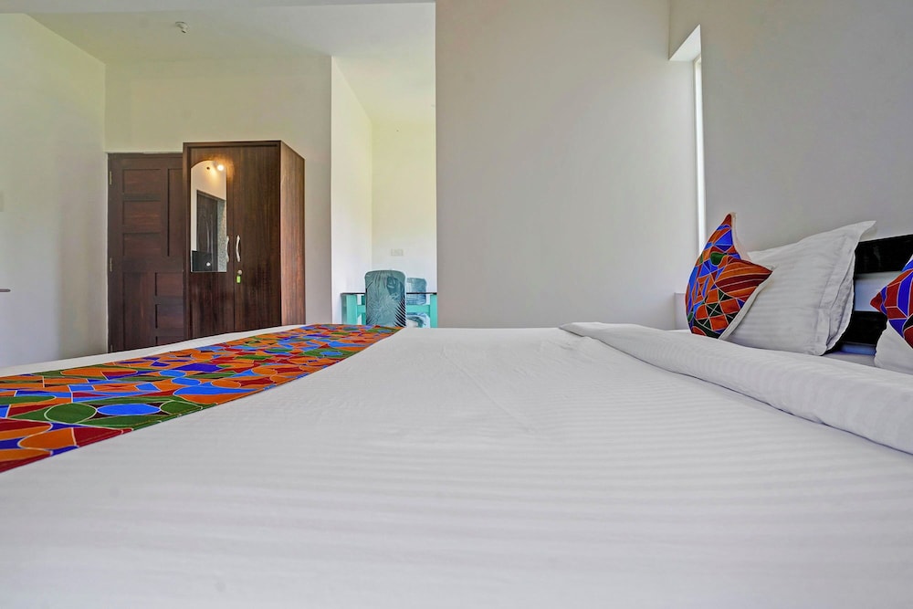 Fabhotel The Ashvem Horizon