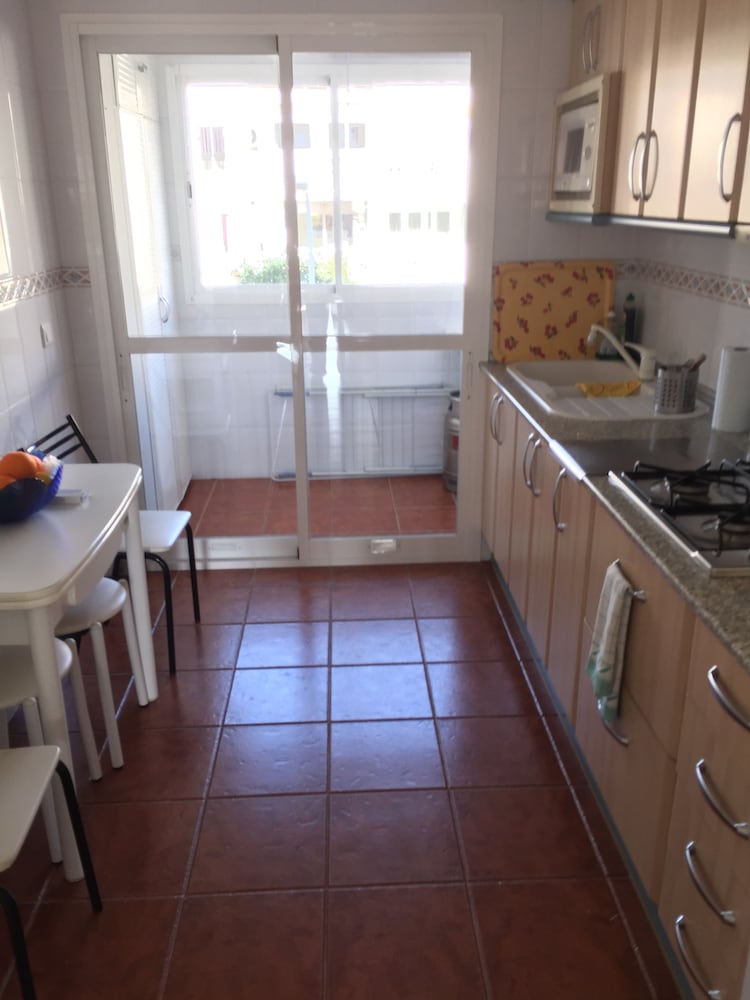 Lovely, Sunny, Secure, Panoramic Seaview Apart With Wifi photo 4