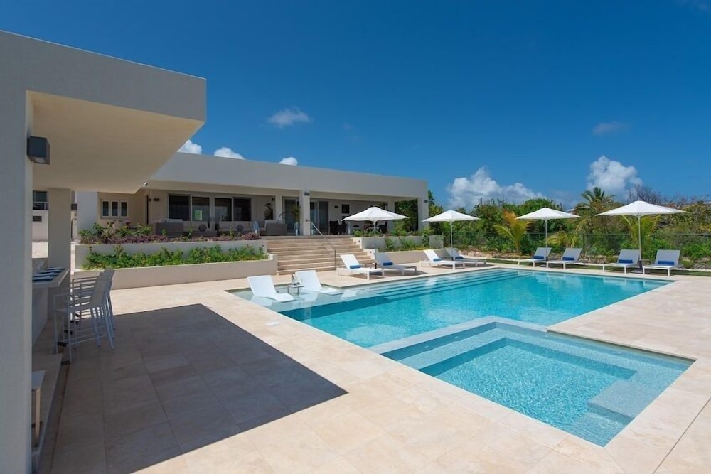 Round Rock Estate - Image 1