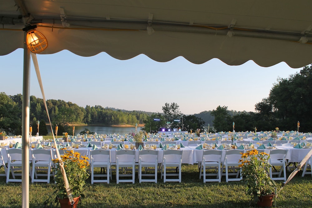 Rough River Dam State Resort Park