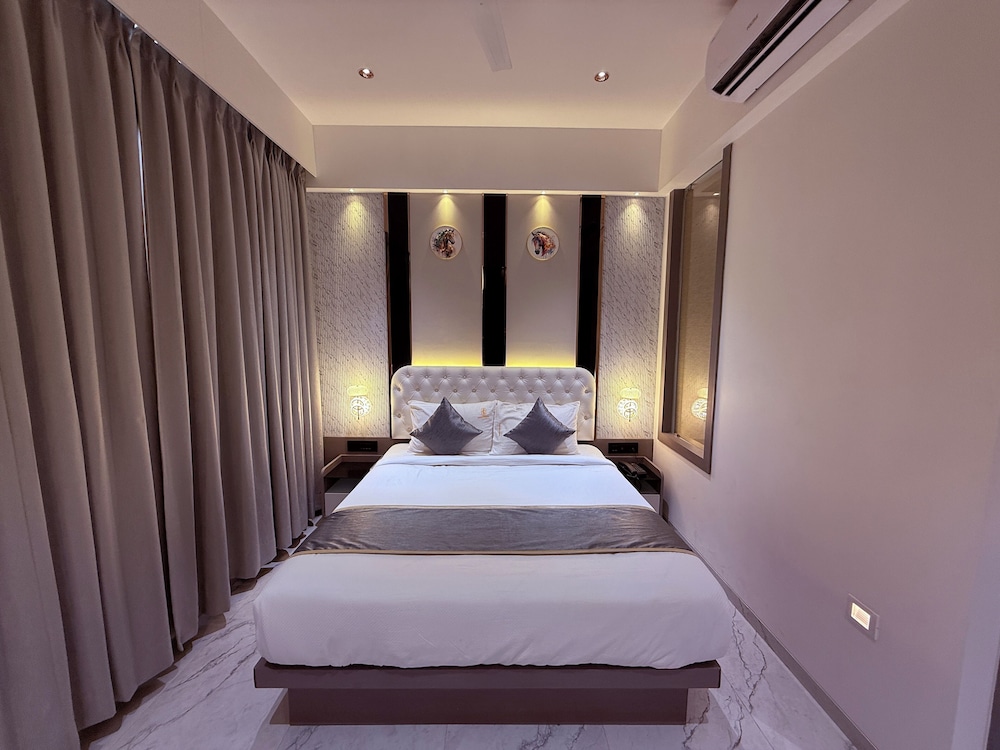 Hotel Stellar Suites Dombivali