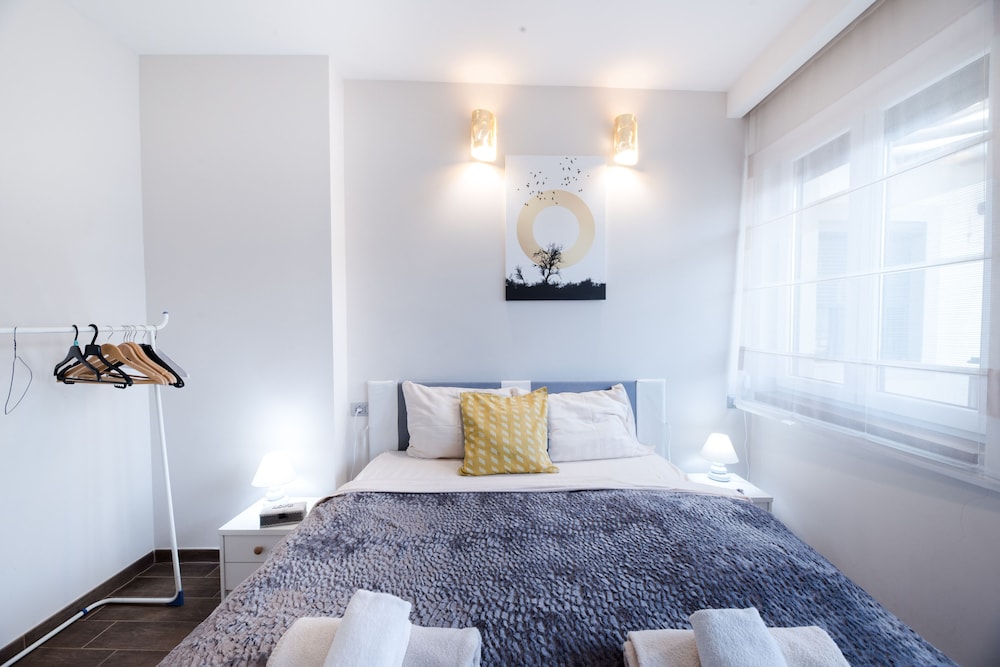 Budapest Easy Flat - Penthouse Basilica