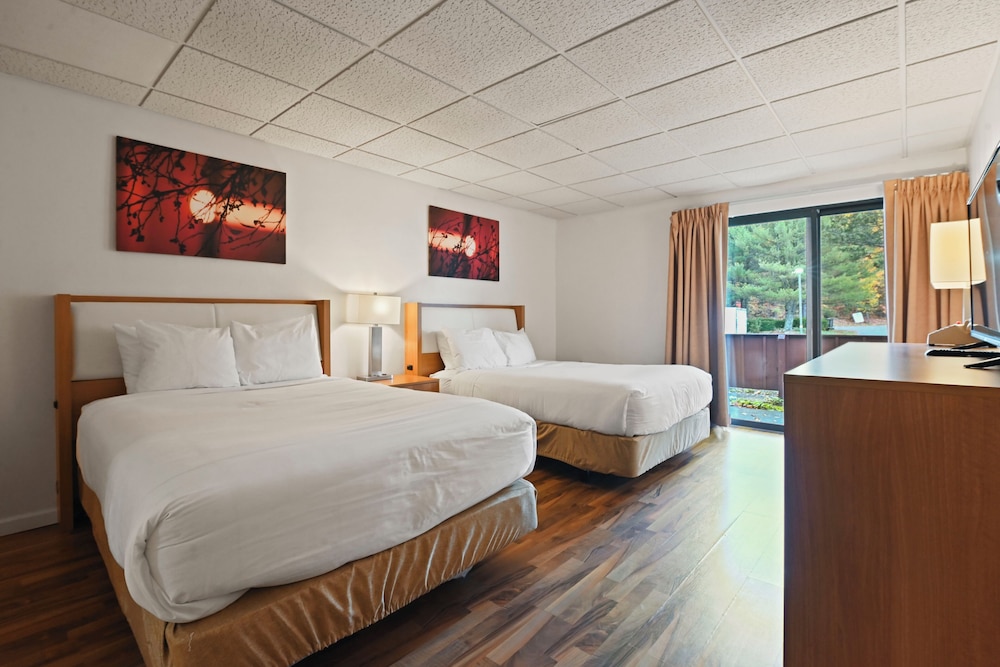 Mountain Laurel Resort
