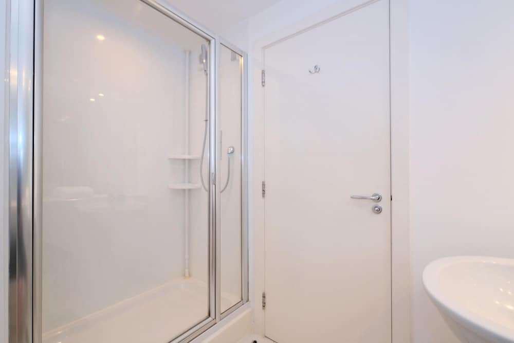 A Contemporary Apartment With Transport Links to Aberdeen City