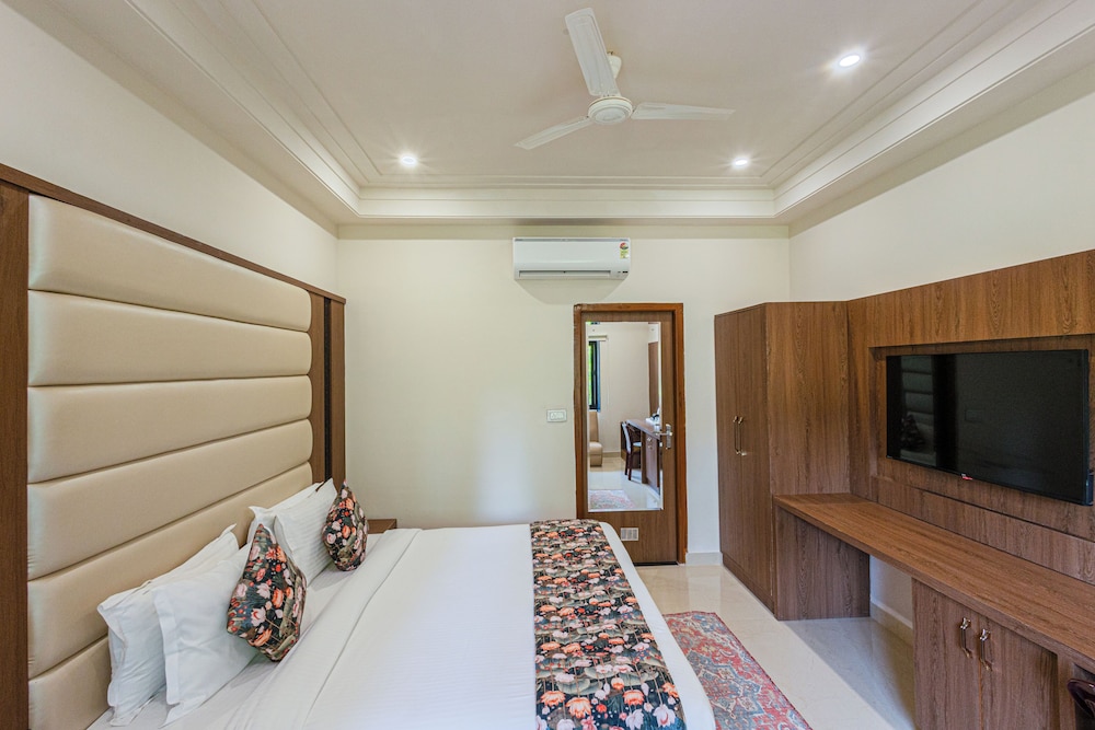 Bamboo Saa Sunrrise Wedding & Wellness Resort, Jaipur