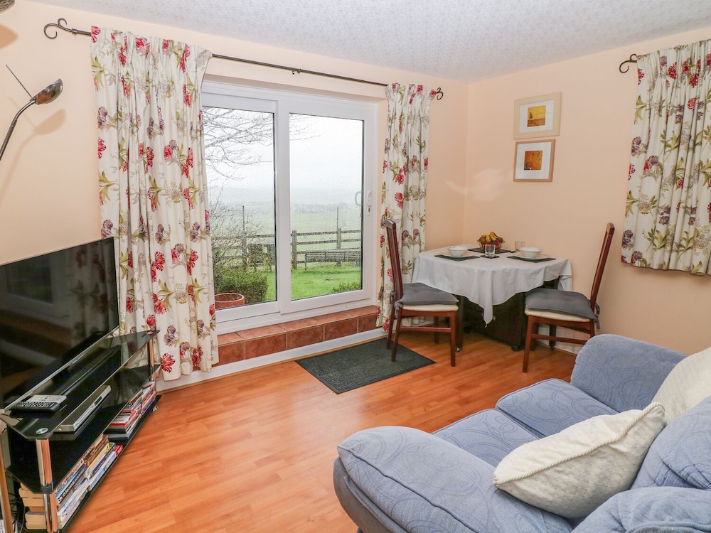 Bretton Mount Studio Flat view 3