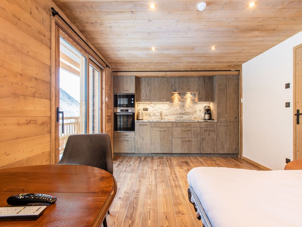 Chalet in Champagny by Ski Slopes