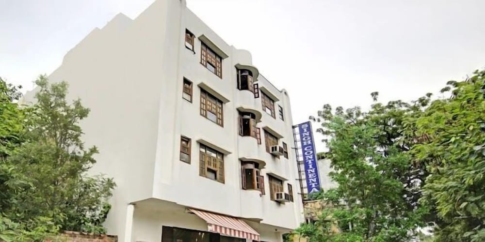 HOTEL SINGH CONTINENTAL