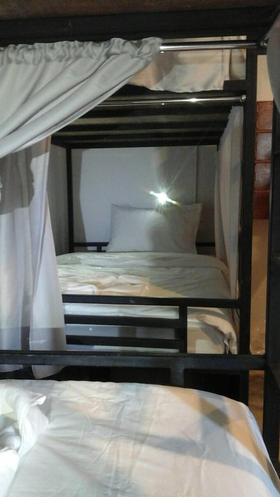 Best Stay Hostel At Lanta