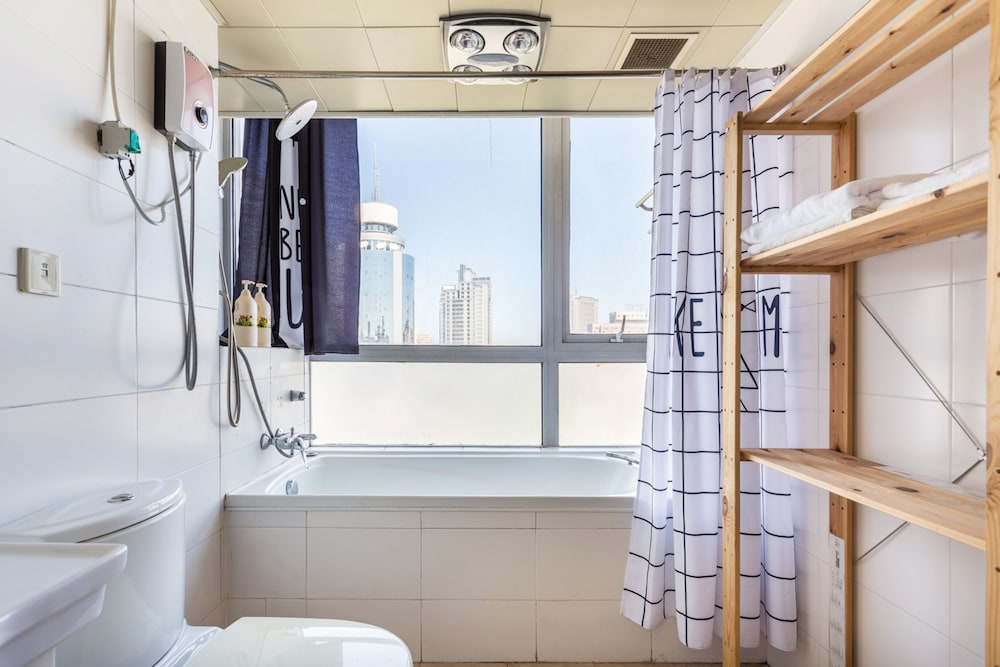 Lacasa Service Apartment