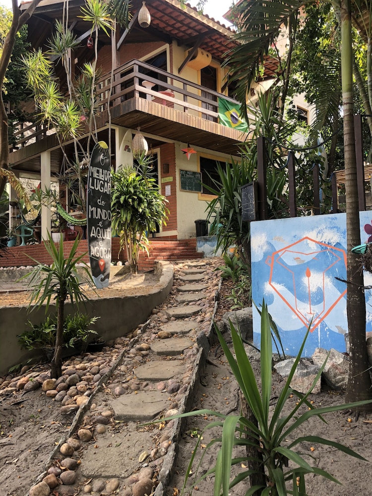 Macaco Surf House - Hostel