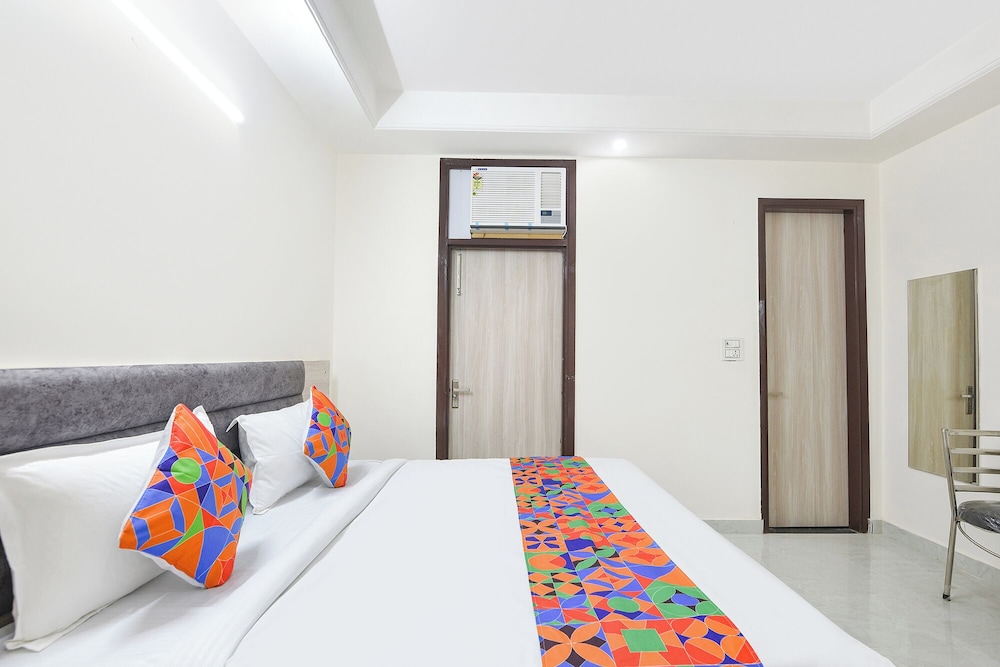 Fabhotel Jp Palace