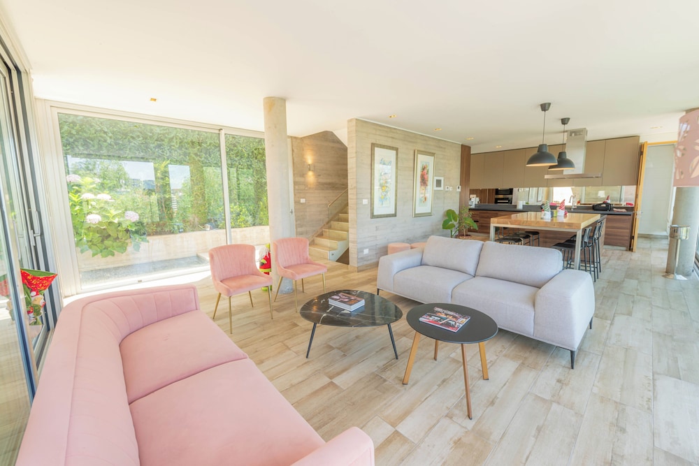 Oceana Suites Casa Las Condes