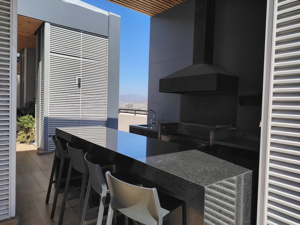 Oceana Suites Verne