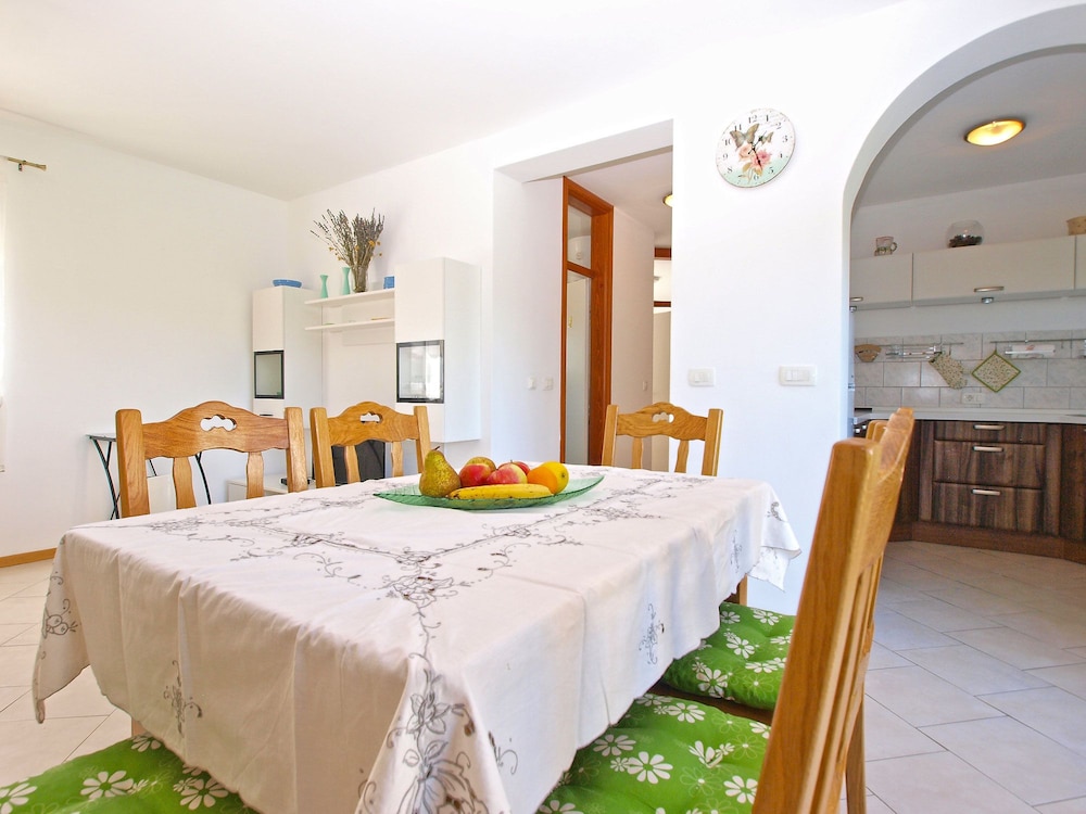 Apartment 1307 en Medulin — dining