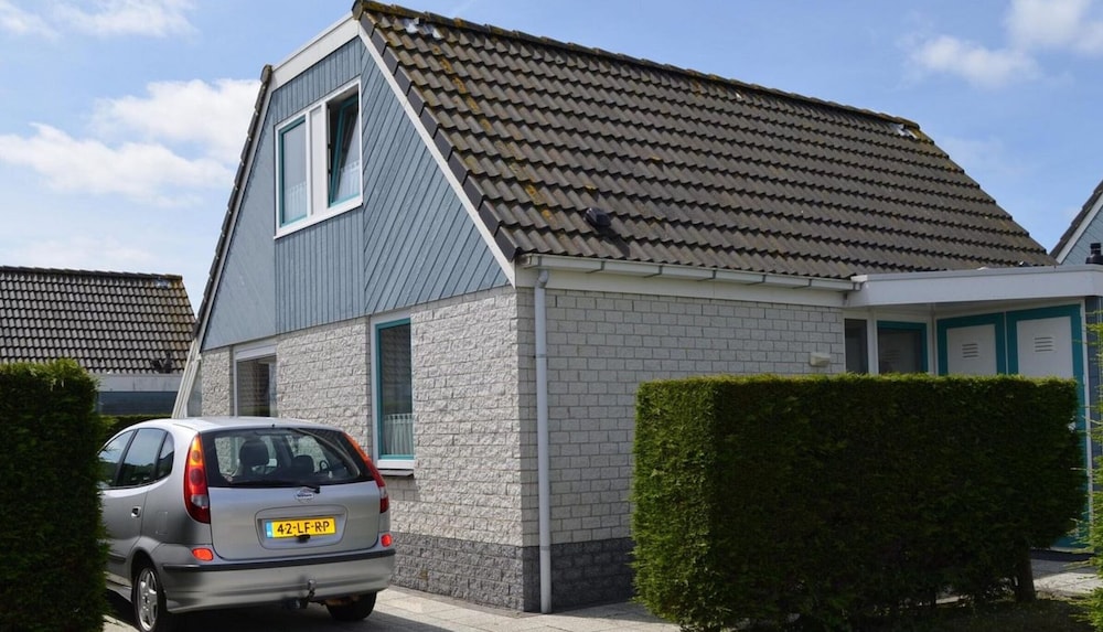Bungalow for 6 People, Near the Beach