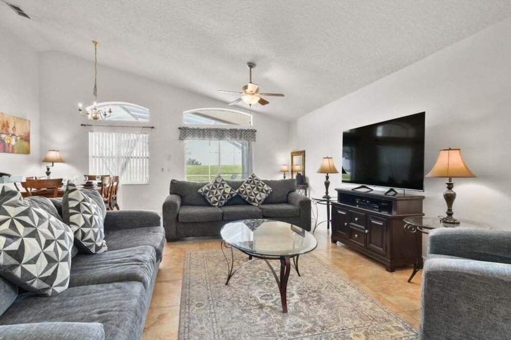 Cozy 4br Pool Home W/ Game Room Near Disney 4 Bedroom Villa