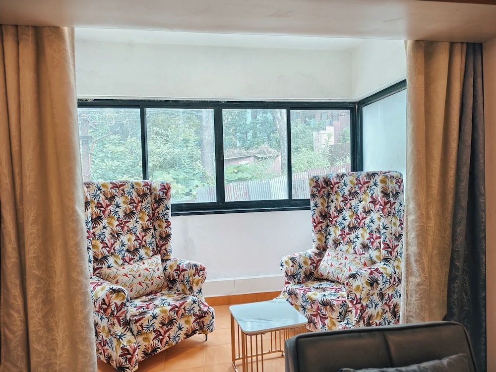 Osho Apartments