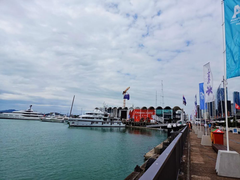 Princes Wharf Grace Apartment