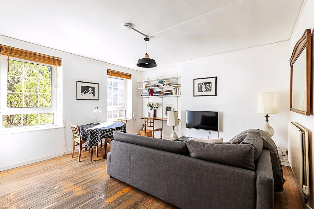 Sich - Warm & Inviting Flat by Liverpool Street
