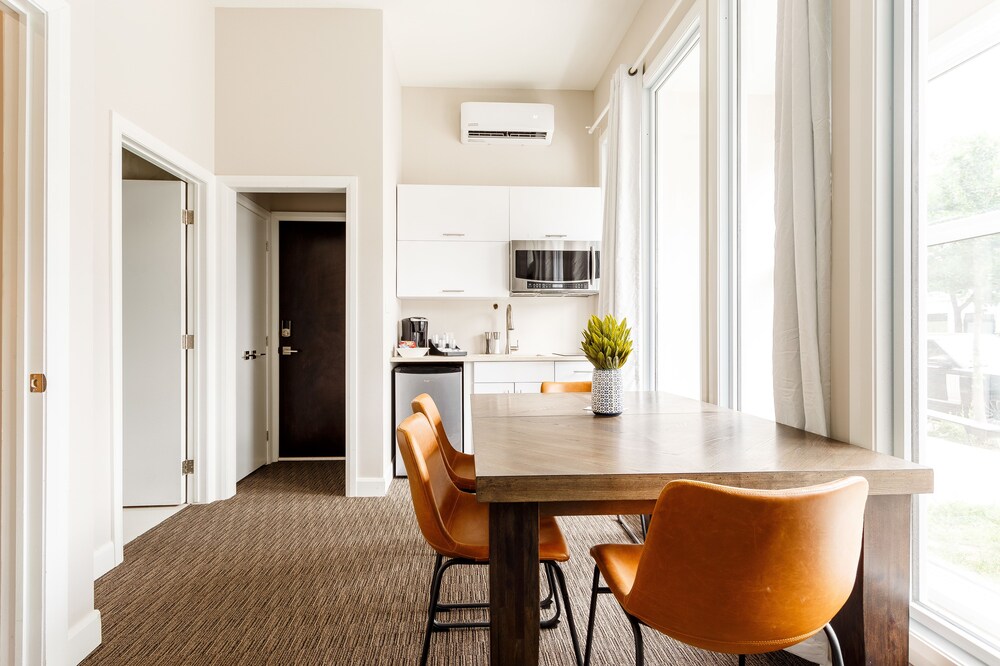 Parc Avenue Lofts