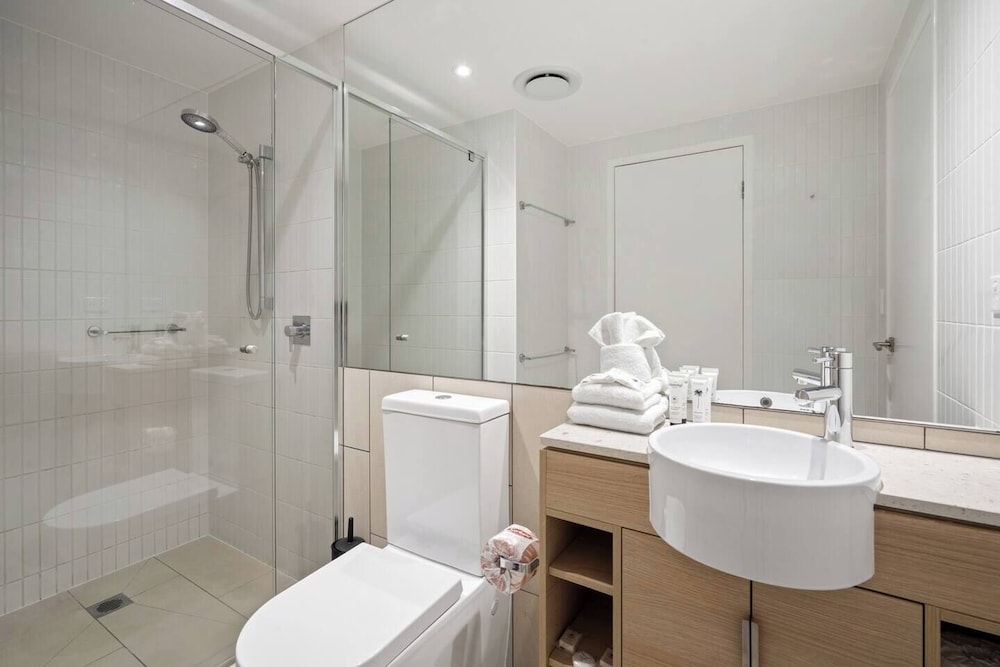 Avani 906 Central Broadbeach