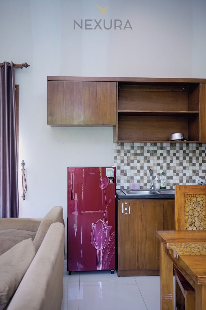 Jambu Klutuk Resort