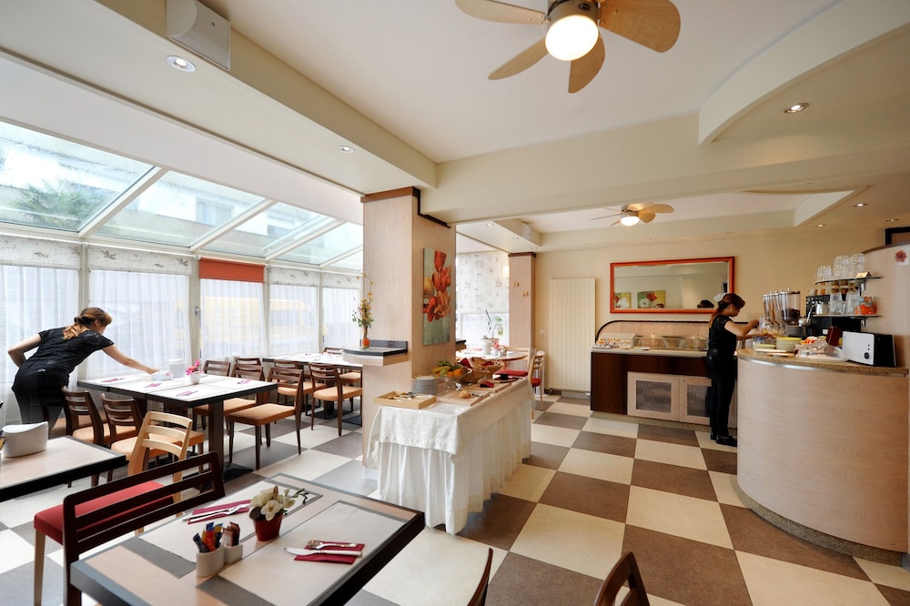 Montreux Vacations - Hotel Bon Port - Property Image 11