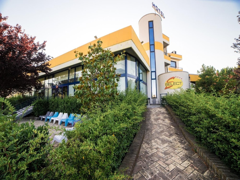 Hotel Select Wellness & Spa