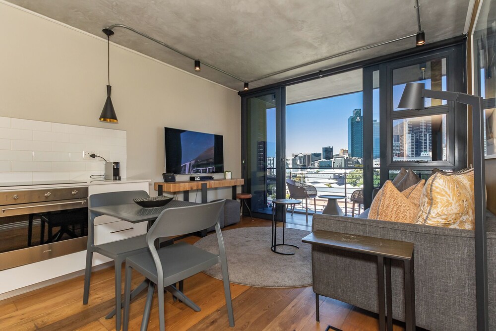 Docklands Deluxe Apartments by ITC Hospitality