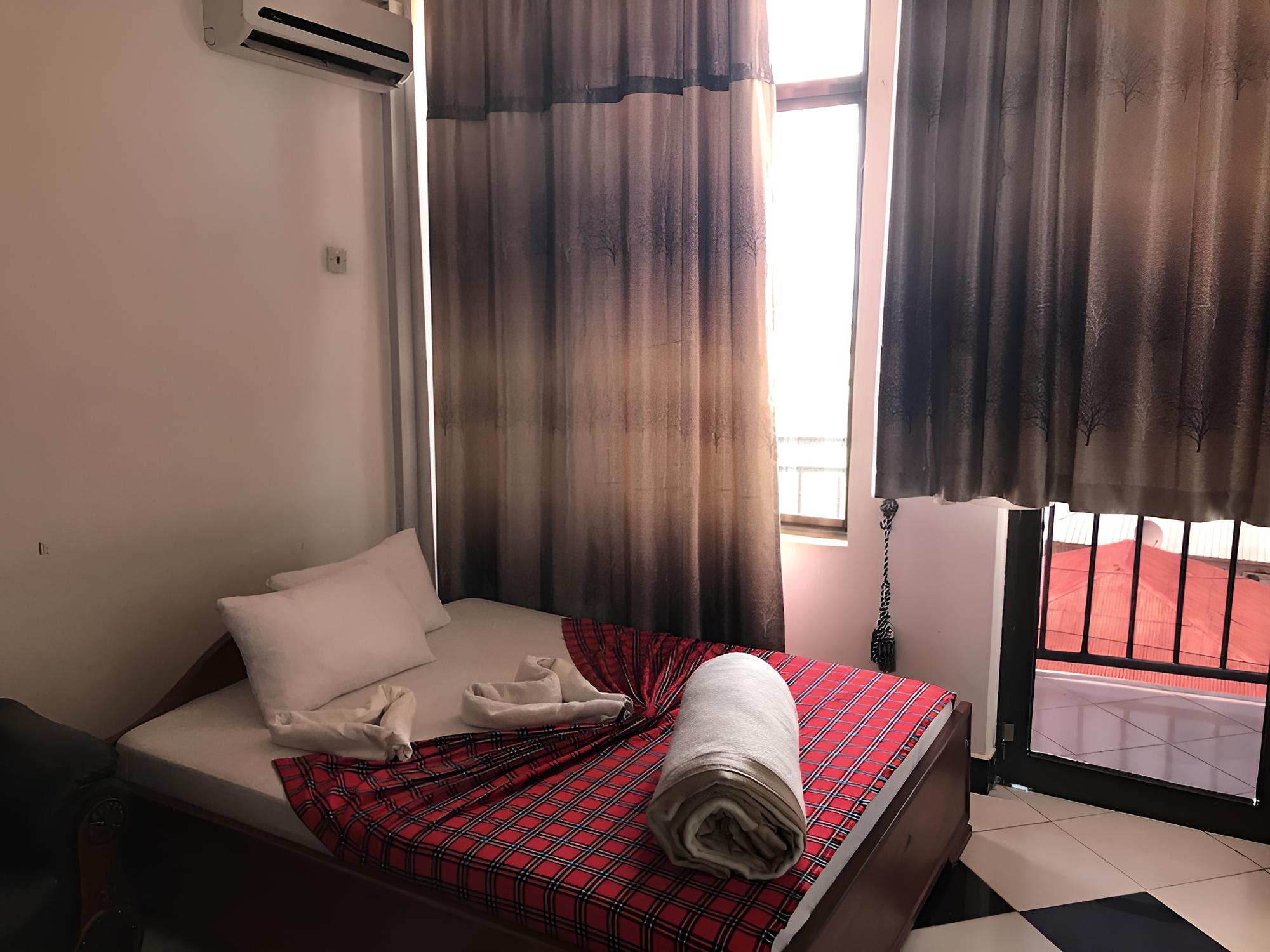 Dreams Tone Hotel