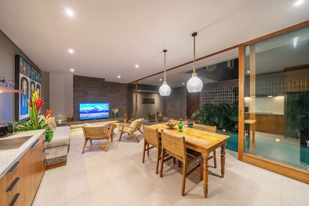 Villa Manawa by Jawatra